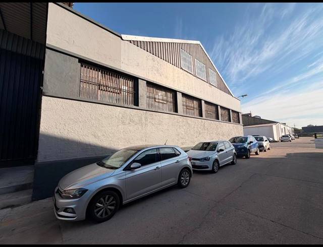INDUSTRIAL PROPERTY TO RENT IN NORTH END